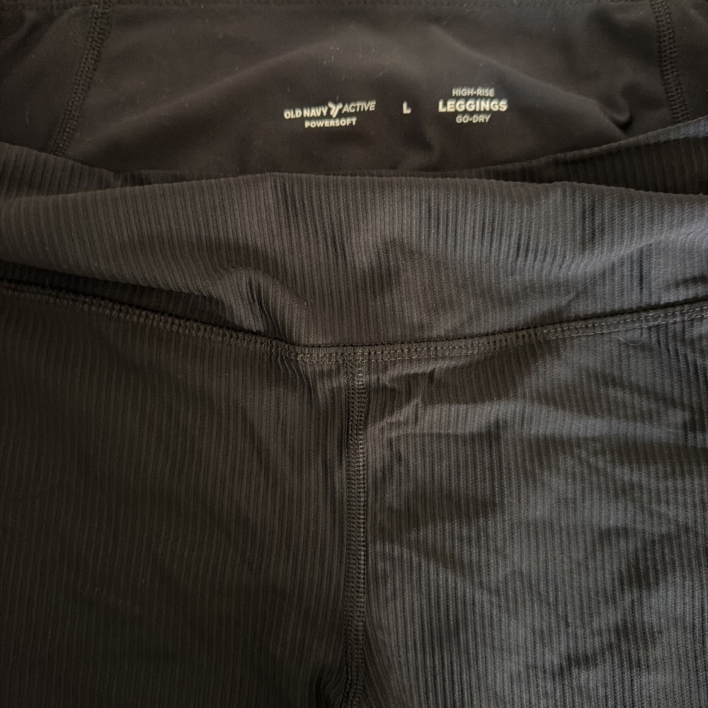 Old Navy Active PowerSoft High Rise Leggings Large Black Ribbed Knit Go Dry